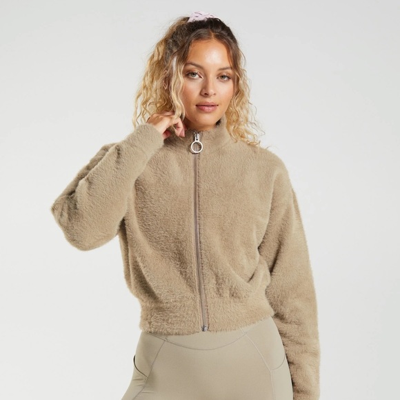 GYMSHARK WHITNEY EYELASH KNIT JACKET XS - Picture 1 of 6